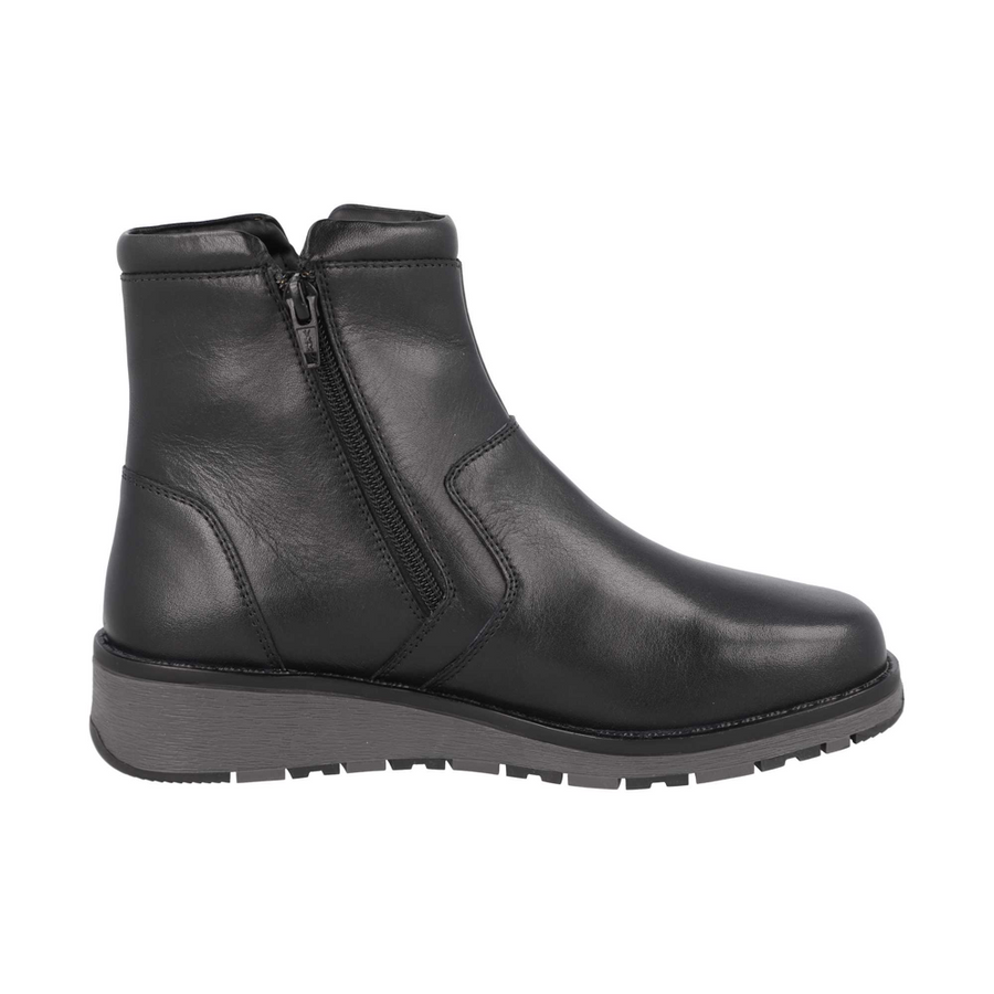 DB Shoes Spalding 75228A Black Leather Womens Boot 2V